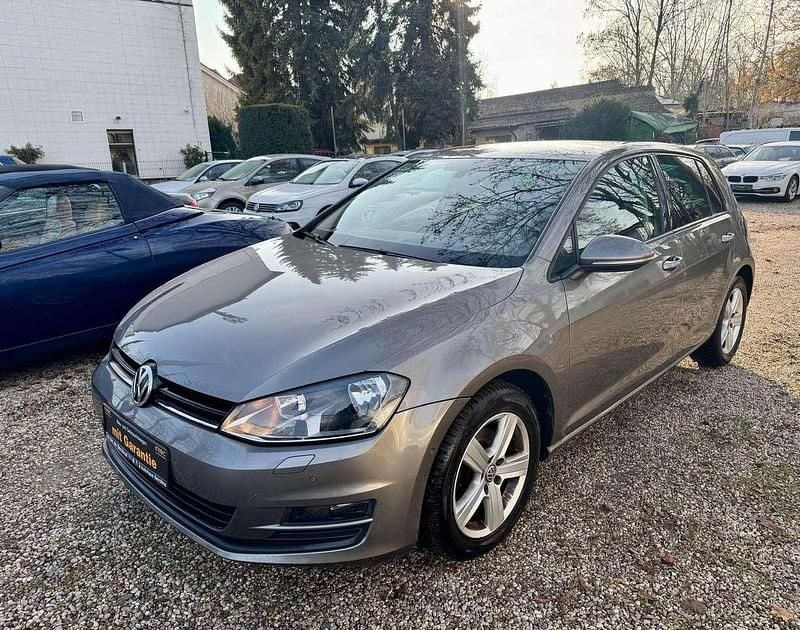Grau silver Gebraucht 2014 VW Golf VII Limousine | 10.999 € (Fairer Preis) - Bild 1/4