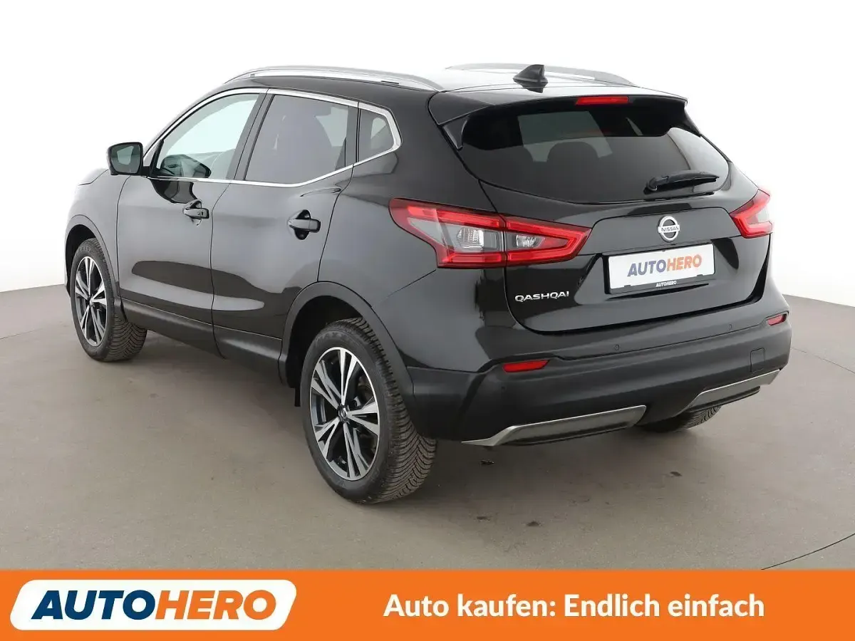 Gebraucht Nissan Qashqai N-Connecta 159 PS (116 kW) 2019 Schwarz SUV