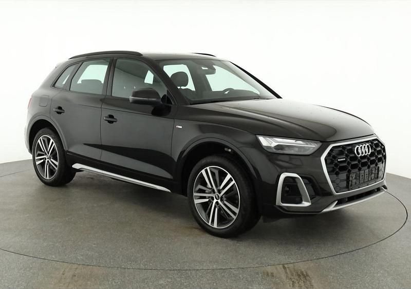 Gebraucht Audi Q5 S-Line 204 PS (150 kW) 2023 Mythosschwarz metallic SUV