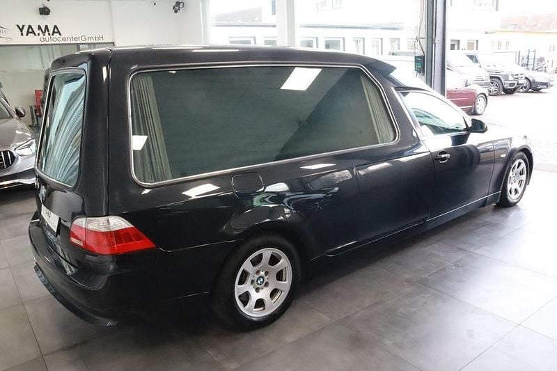 Gebraucht BMW 525 Basis 2004 Schwarz Limousine
