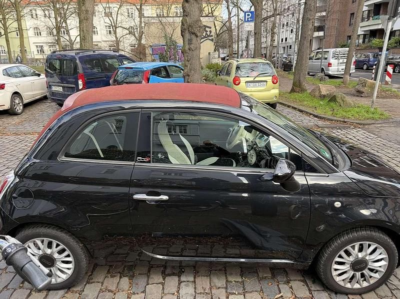 Gebraucht Fiat 500 Lounge 69 PS (50 kW) 2014 Schwarz Cabrio