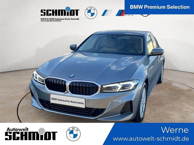 Gebraucht BMW 330e Sport Line 292 PS (214 kW) 2022 Grau Limousine