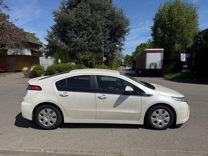 Gebraucht Opel Ampera Edition 151 PS (111 kW) 2012 Weiß Kleinwagen