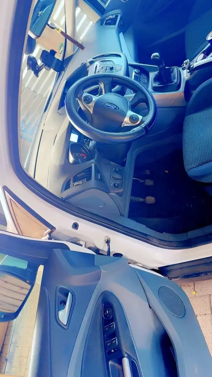 Gebraucht Ford Grand C-Max 118 PS (86 kW) 2011 Weiß Van / Kleinbus