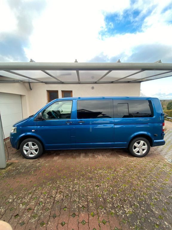 Blau Gebraucht 2015 VW T5 Van | 25.500 € (Etwas zu teuer) - Bild 1/4
