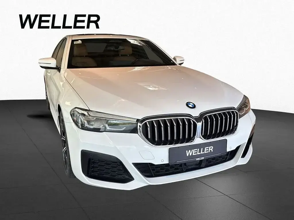 Gebraucht BMW 540 Performance 340 PS (250 kW) 2023 Alpinweiss iii (weiß) Limousine
