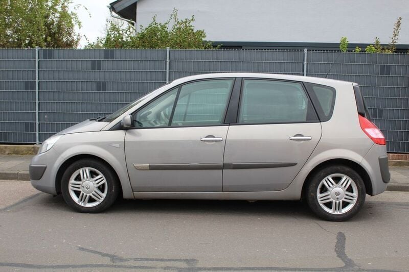 Gebraucht Renault Scénic II Authentique 113 PS (83 kW) 2004 Grau Van / Kleinbus
