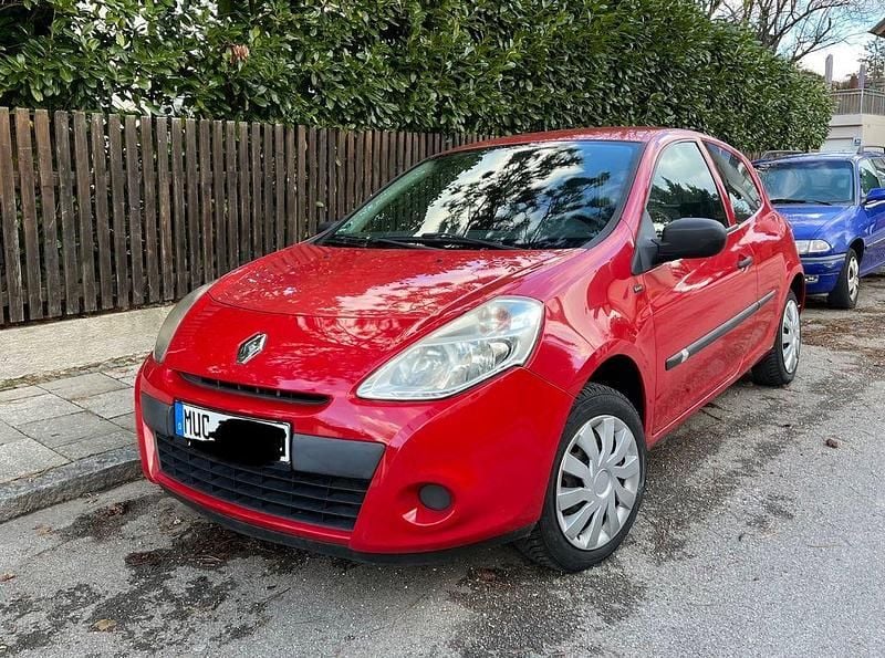 Gebraucht Renault Clio IV 75 PS (55 kW) 2012 Rot Limousine