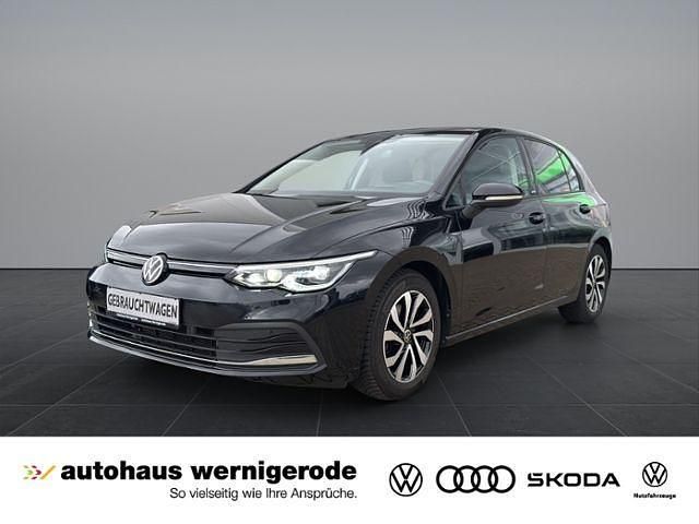 Deep black perleffekt Gebraucht 2022 VW Golf VIII Active Limousine | 26.339 € (Etwas zu teuer) - Bild 1/4