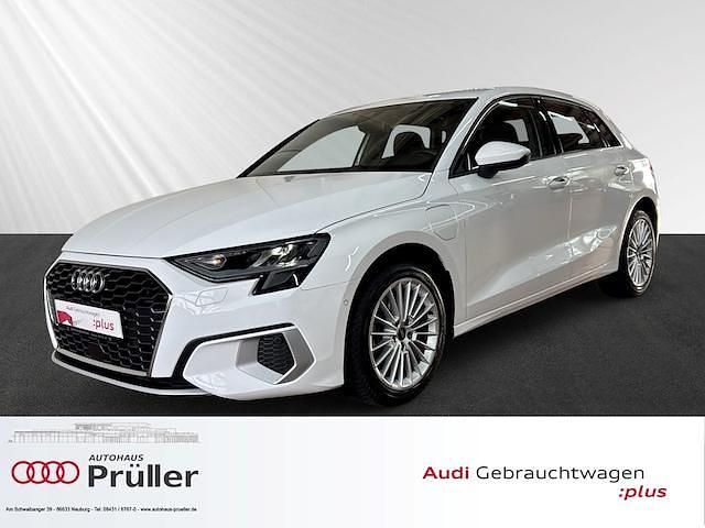 Ibisweiß Gebraucht 2023 Audi A3 Sportback e-tron Advanced Plus Kleinwagen | 22.900 € (Guter Preis) - Bild 1/4