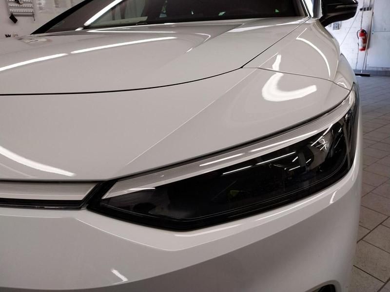 Gebraucht VW ID.7 Pro 210 kW (286 PS) 2025 Schwarz Kombi