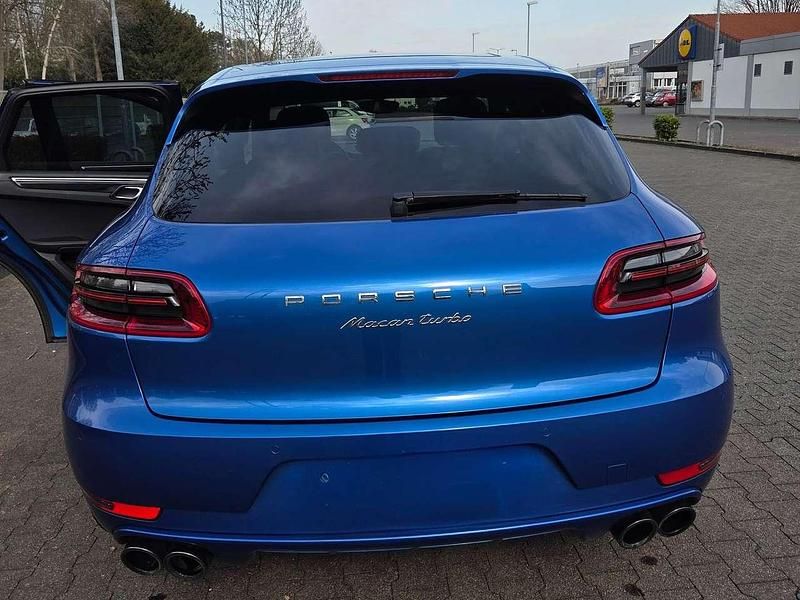 Gebraucht Porsche Macan Turbo Performance Package 441 PS (324 kW) 2017 Blau SUV