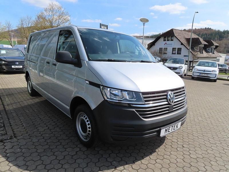 Gebraucht VW Transporter 150 PS (110 kW) 2022 Silber Van