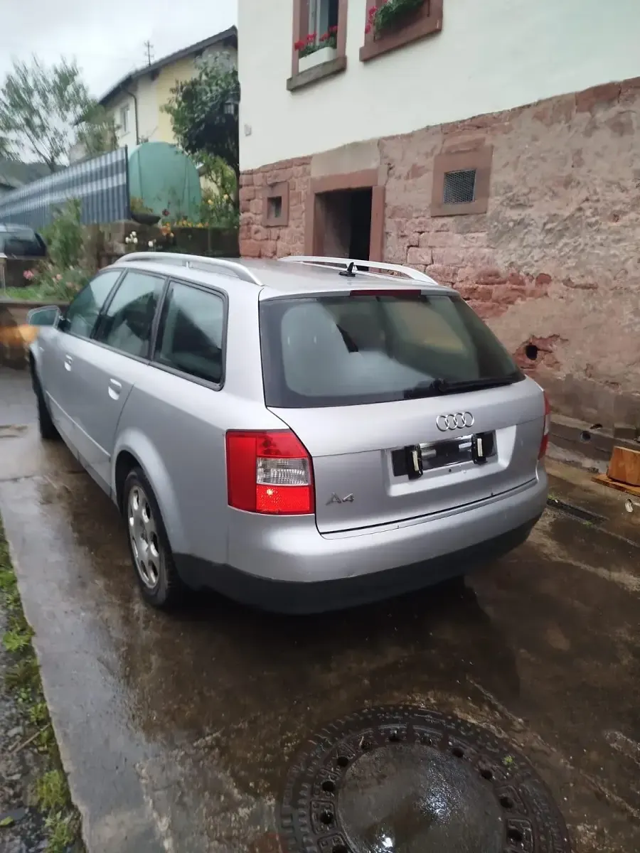 Gebraucht Audi A6 2002 Silber Kombi
