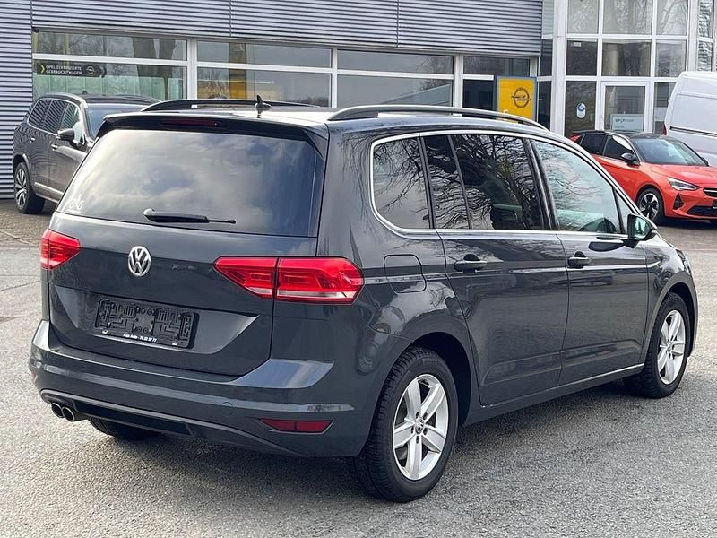 Gebraucht VW Touran Highline 190 PS (139 kW) 2017 Grau Van / Kleinbus