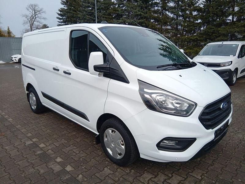 Gebraucht Ford Transit Custom 107 PS (78 kW) 2021 Frozen white Limousine