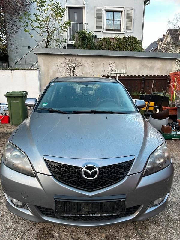 Grau Gebraucht 2006 Mazda 3 Kleinwagen | 1.600 € - Bild 1/4