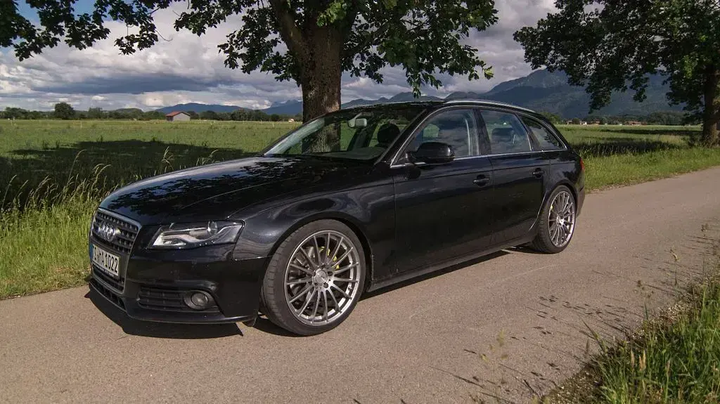 Gebraucht Audi A4 Ambiente 170 PS (125 kW) 2011 Schwarz Kombi