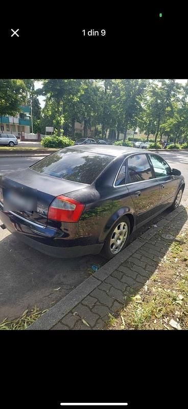 Blau Gebraucht 2001 Audi A4 Limousine | 300 € (Superpreis) - Bild 1/4