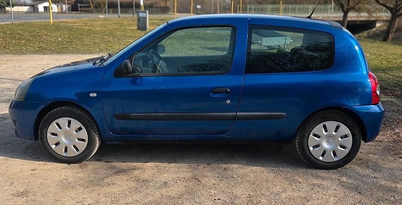 Gebraucht Renault Clio II 60 PS (44 kW) 2007 Blau Limousine