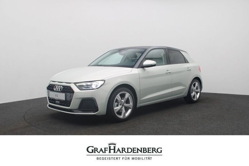 Silber Neu 2025 Audi A1 Sportback Advanced Plus Kleinwagen | 33.593 € (Etwas zu teuer) - Bild 1/4