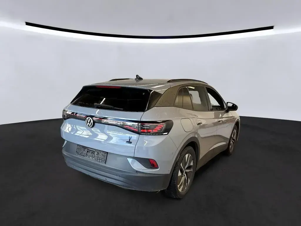 Gebraucht VW ID.4 Pro Performance 150 kW (204 PS) 2023 Mondsteingrau SUV