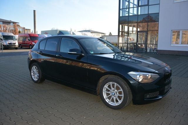 Gebraucht BMW 116 136 PS (100 kW) 2014 Schwarz metallic Kleinwagen