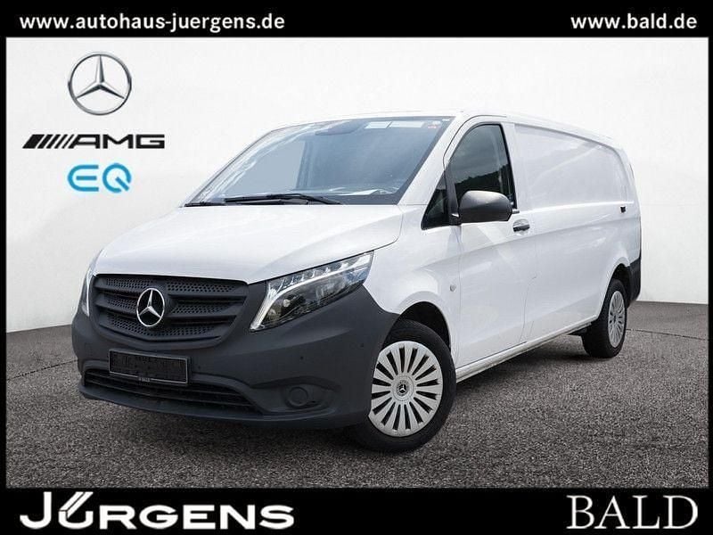 Weiß Gebraucht 2023 Mercedes Vito Van / Kleinbus | 37.961 € (Guter Preis) - Bild 1/4