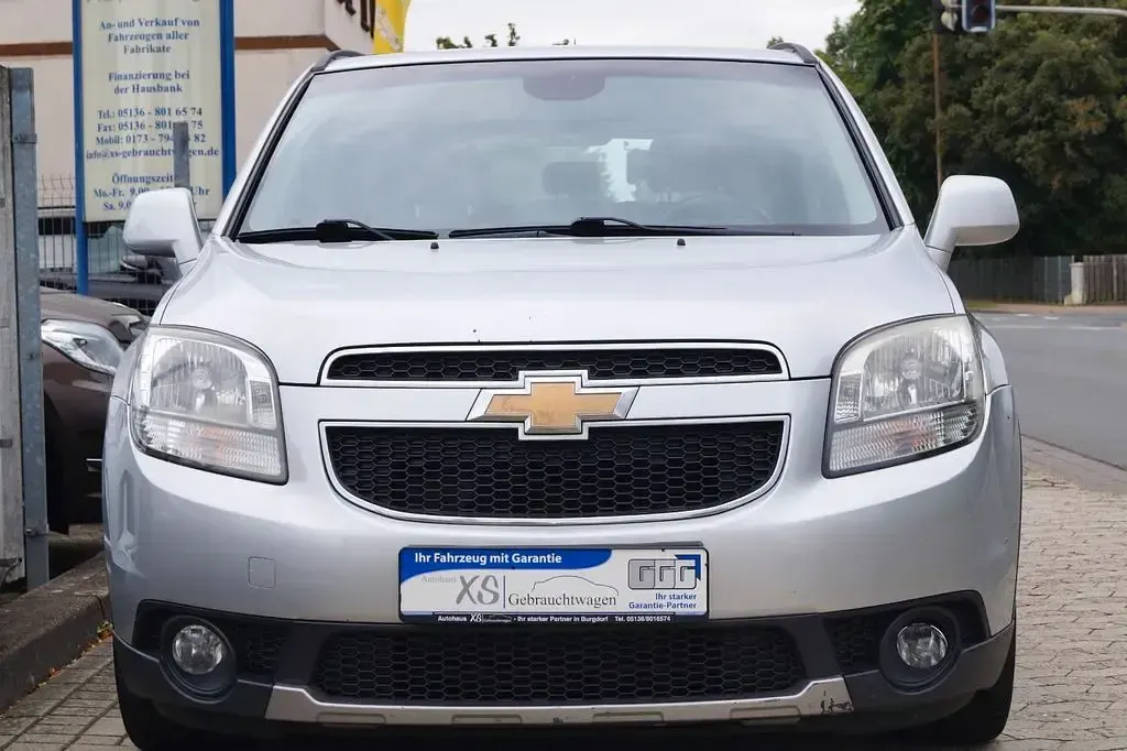 Gebraucht Chevrolet Orlando LTZ 163 PS (119 kW) 2012 Silber Van / Kleinbus