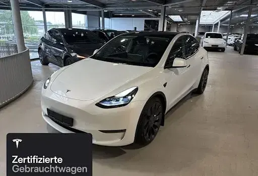 Gebraucht Tesla Model Y Performance 321 kW (437 PS) 2023 Weiß SUV