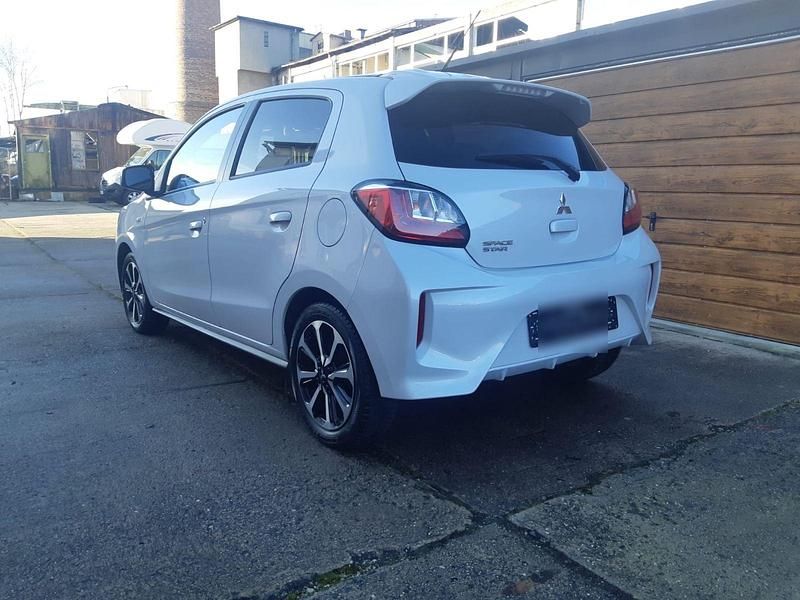Gebraucht Mitsubishi Space Star 71 PS (52 kW) 2021 Weiß Kleinwagen