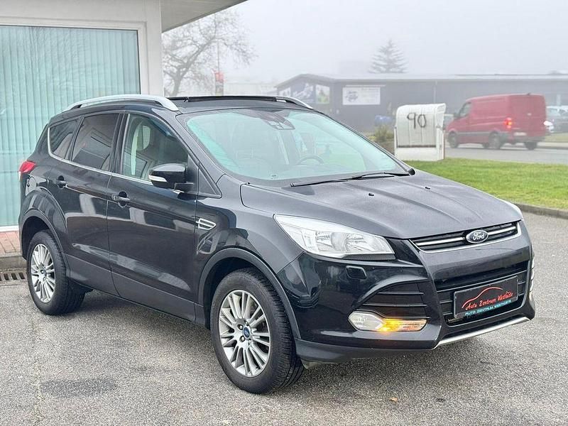 Gebraucht Ford Kuga Titanium 163 PS (119 kW) 2013 Schwarz SUV