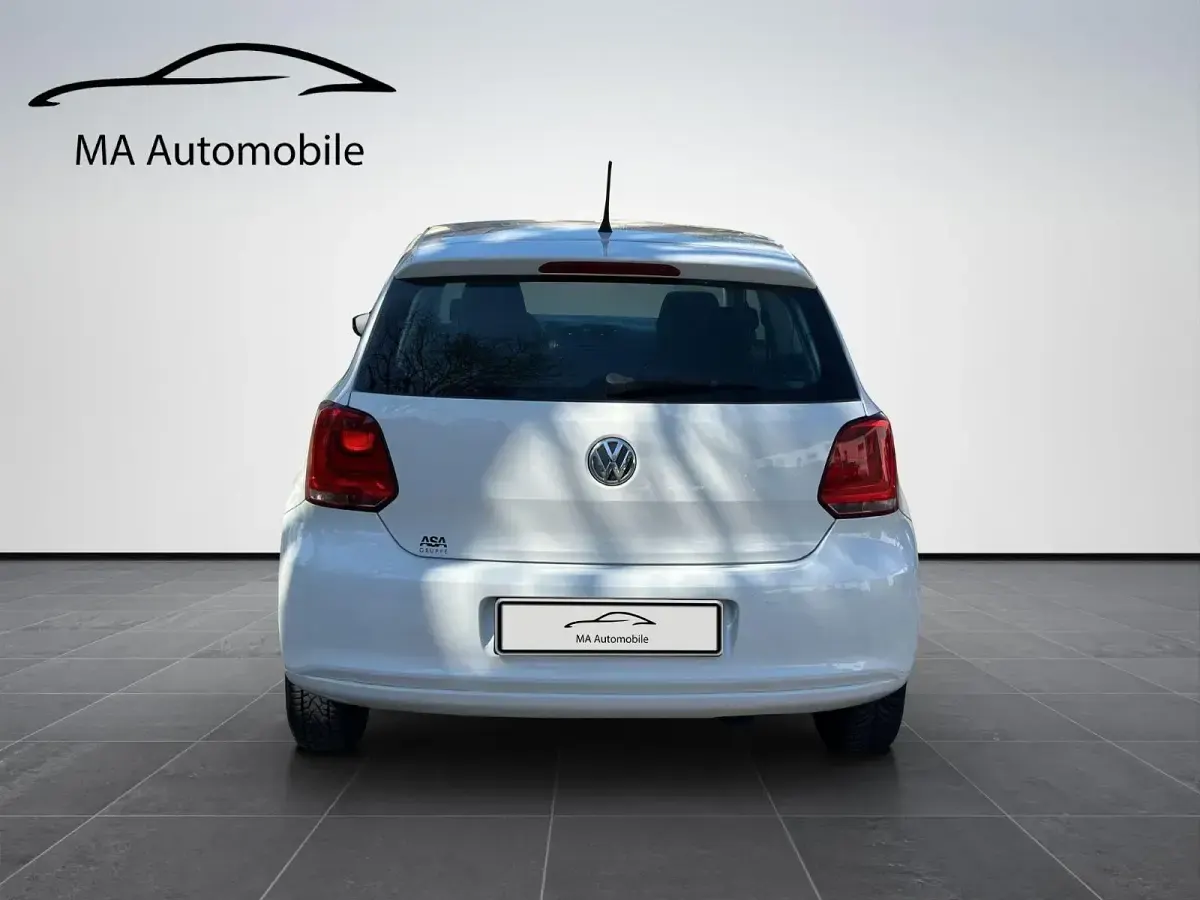 Używany VW Polo Trendline 69 KM (50 kW) 2011 Biały Hatchback