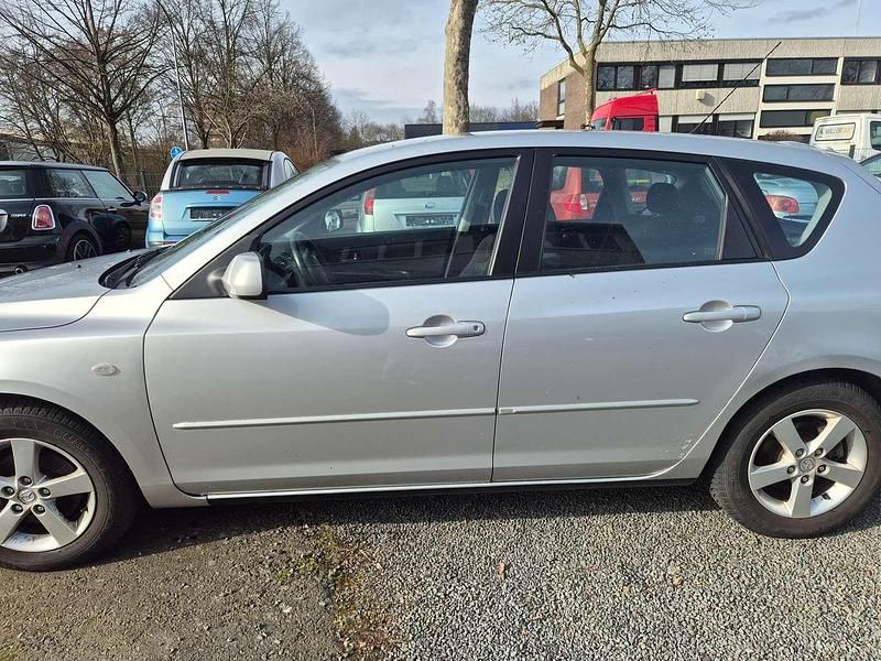 Gebraucht Mazda 3 Comfort 105 PS (77 kW) 2004 Silber met. Limousine