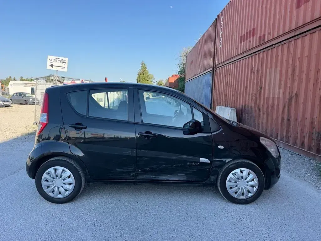 Gebraucht Suzuki Splash Active+ 94 PS (69 kW) 2014 Schwarz Kleinwagen