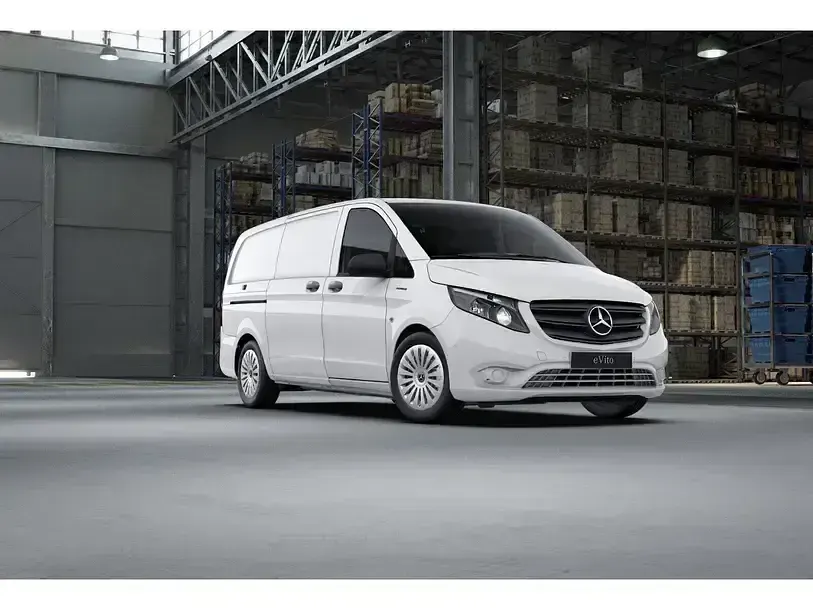 Gebraucht Mercedes e-Vito 85 kW (116 PS) 2023 Arktikweiß Van