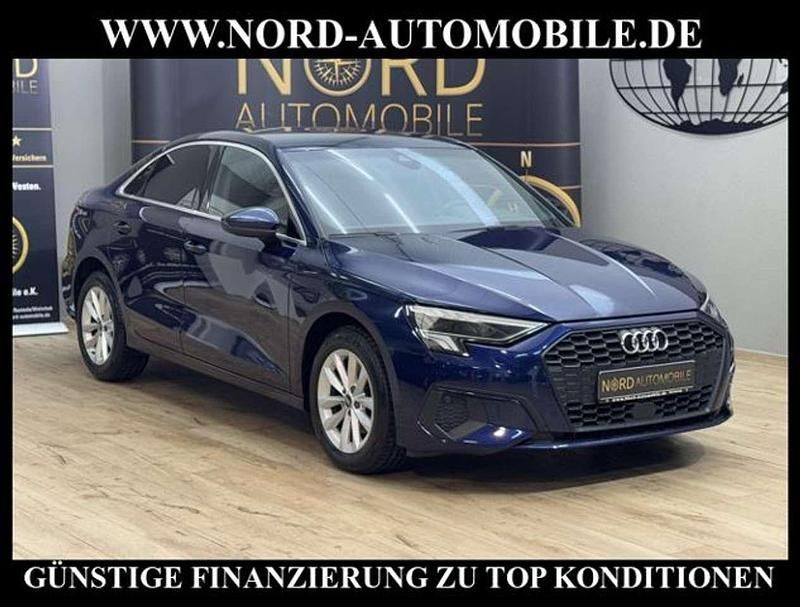 Navarrablau metallic (metallic) Gebraucht 2022 Audi A3 Sport Limousine | 23.900 € (Fairer Preis) - Bild 1/2