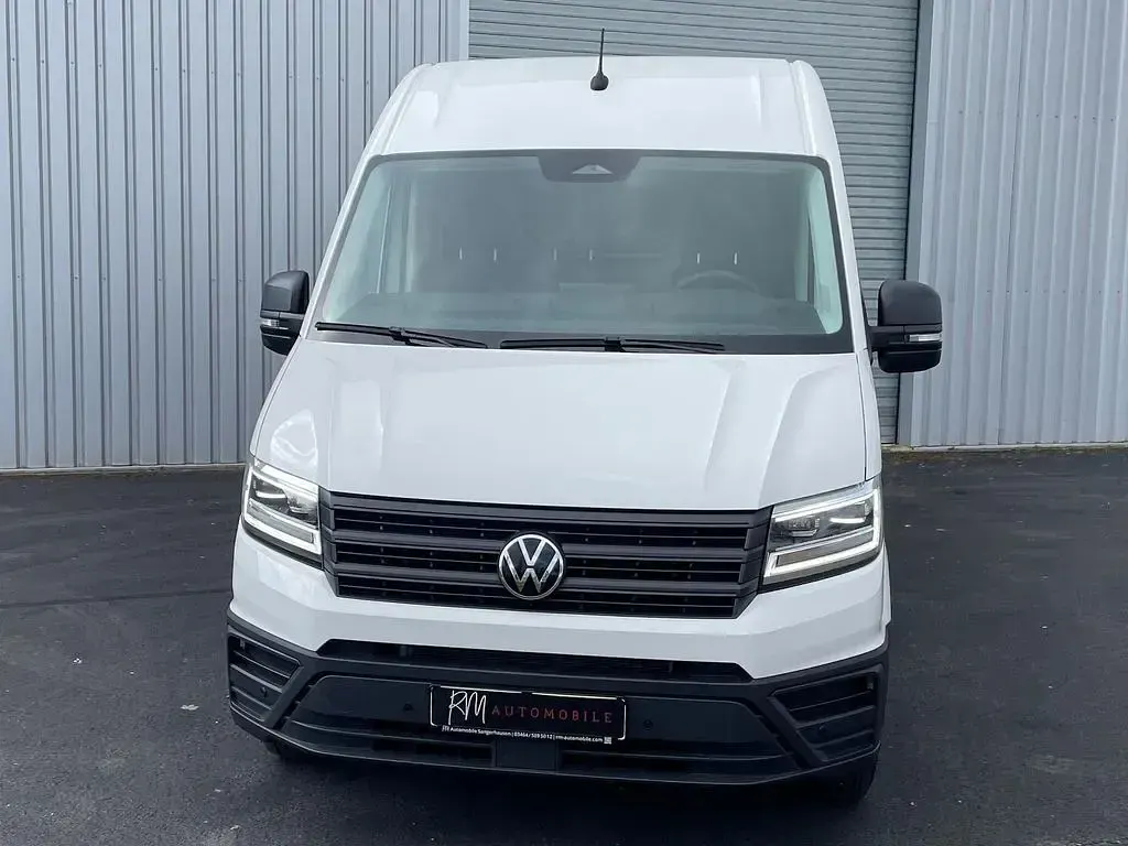 Gebraucht VW Crafter 177 PS (130 kW) 2024 Weiß Van