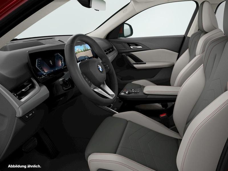 Gebraucht BMW X2 156 PS (114 kW) 2025 Rot SUV