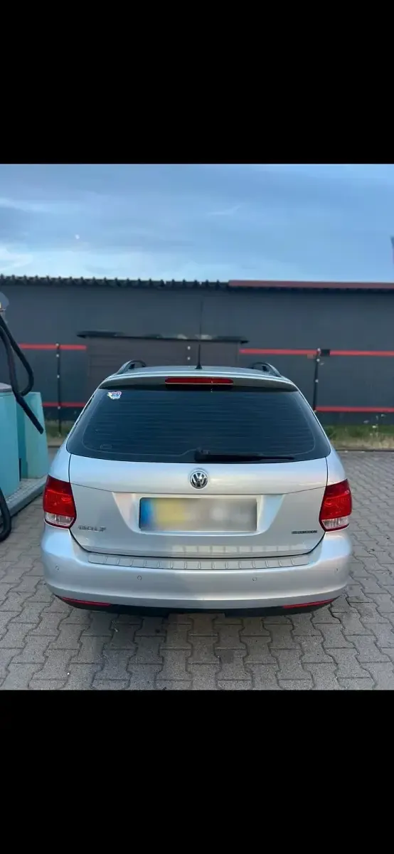Gebraucht VW Golf V 105 PS (77 kW) 2009 Grau Kombi