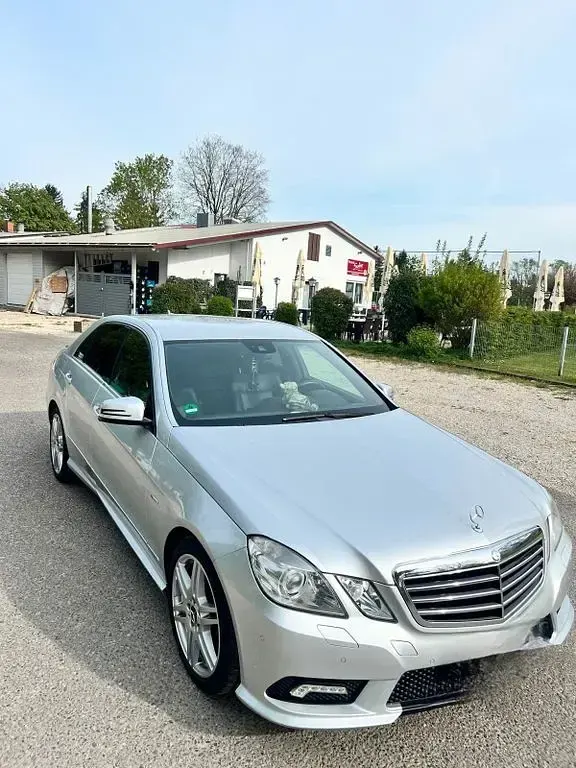 Gebraucht Mercedes 250 204 PS (150 kW) 2010 Silber Limousine