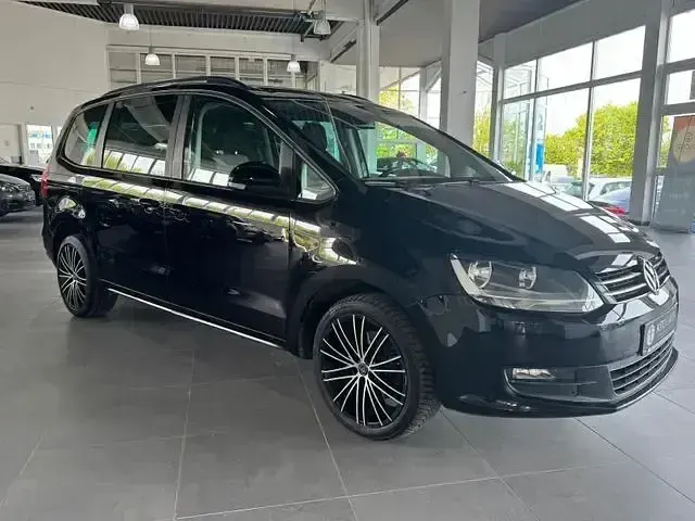 Gebraucht VW Sharan Trendline 155 PS (114 kW) 2011 Schwarz Van / Kleinbus