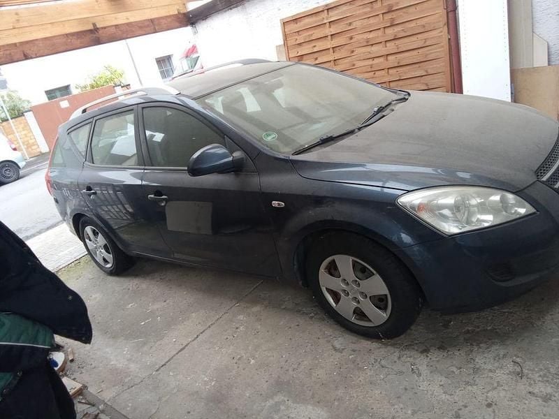 Gebraucht 2009 Kia Ceed LX Kleinwagen | 1.250 € (Guter Preis) - Bild 1/4