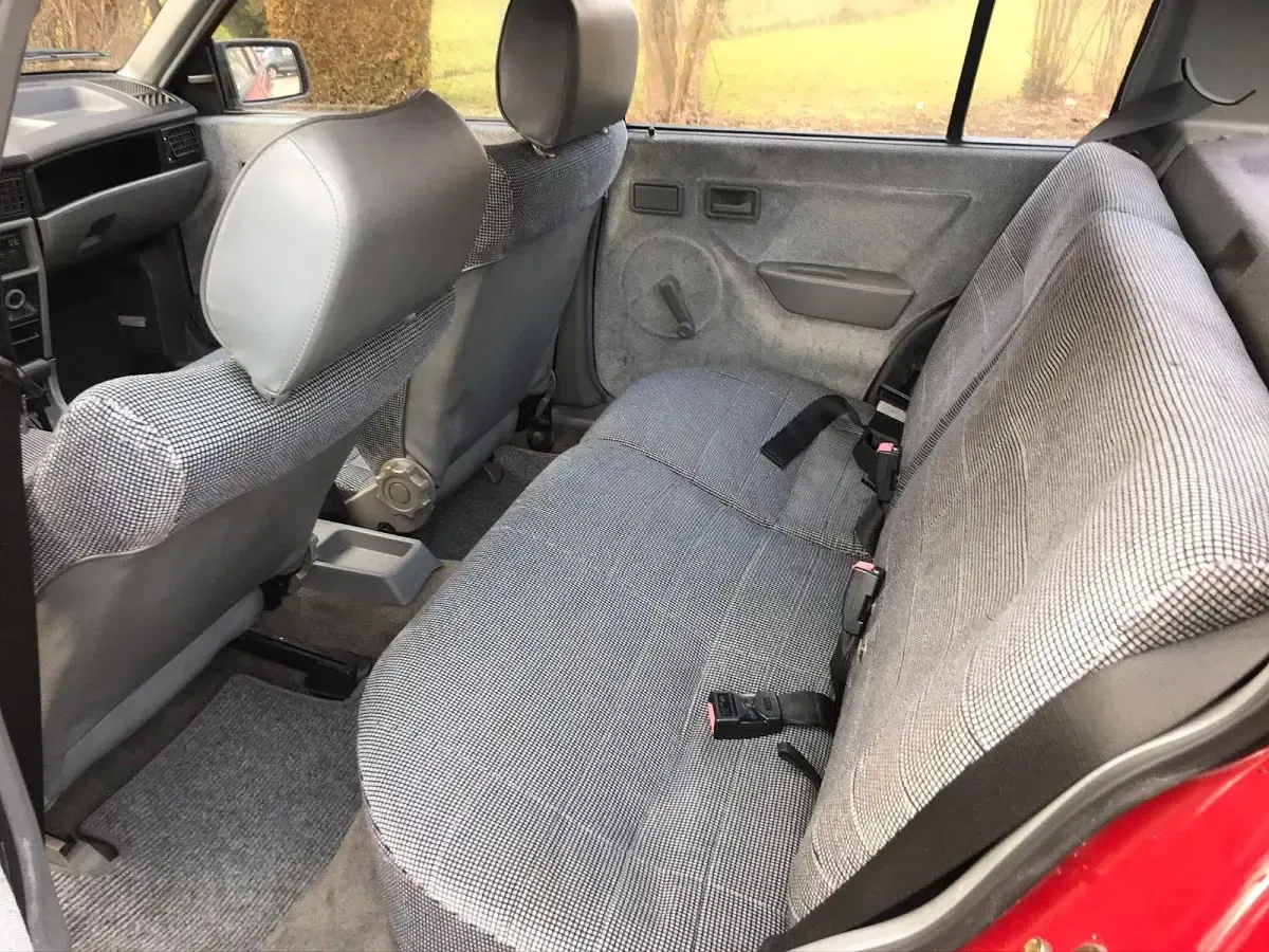 Gebraucht Opel Kadett 75 PS (55 kW) 1988 Rot Kleinwagen