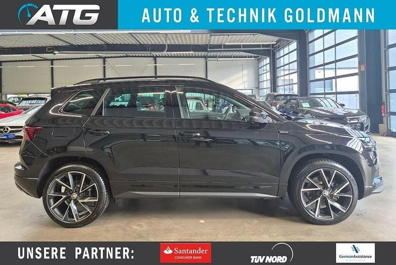 Schwarz Gebraucht 2025 Skoda Karoq SportLine SUV | 36.950 € (Guter Preis) - Bild 1/4