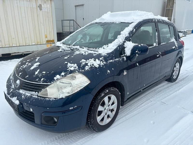 Blau Gebraucht 2008 Nissan Tiida Limousine | 1.200 € (Superpreis) - Bild 1/4