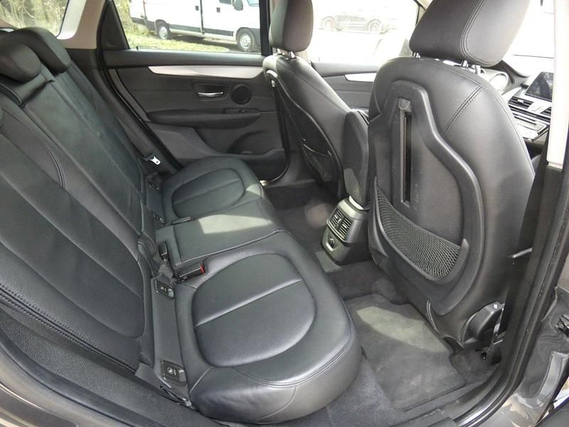 Gebraucht BMW 220 192 PS (141 kW) 2018 Grau Kombi