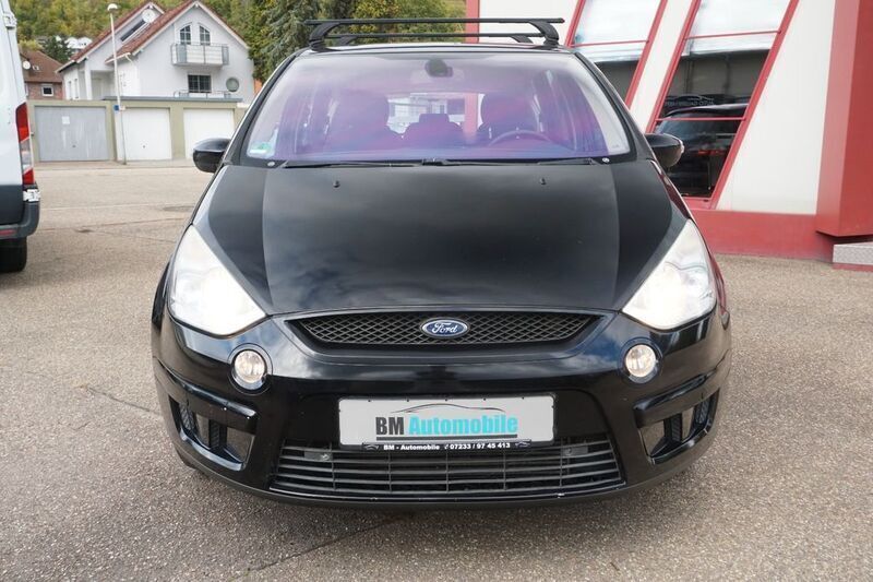 Gebraucht Ford S-MAX Titanium 140 PS (102 kW) 2009 Schwarz Van / Kleinbus