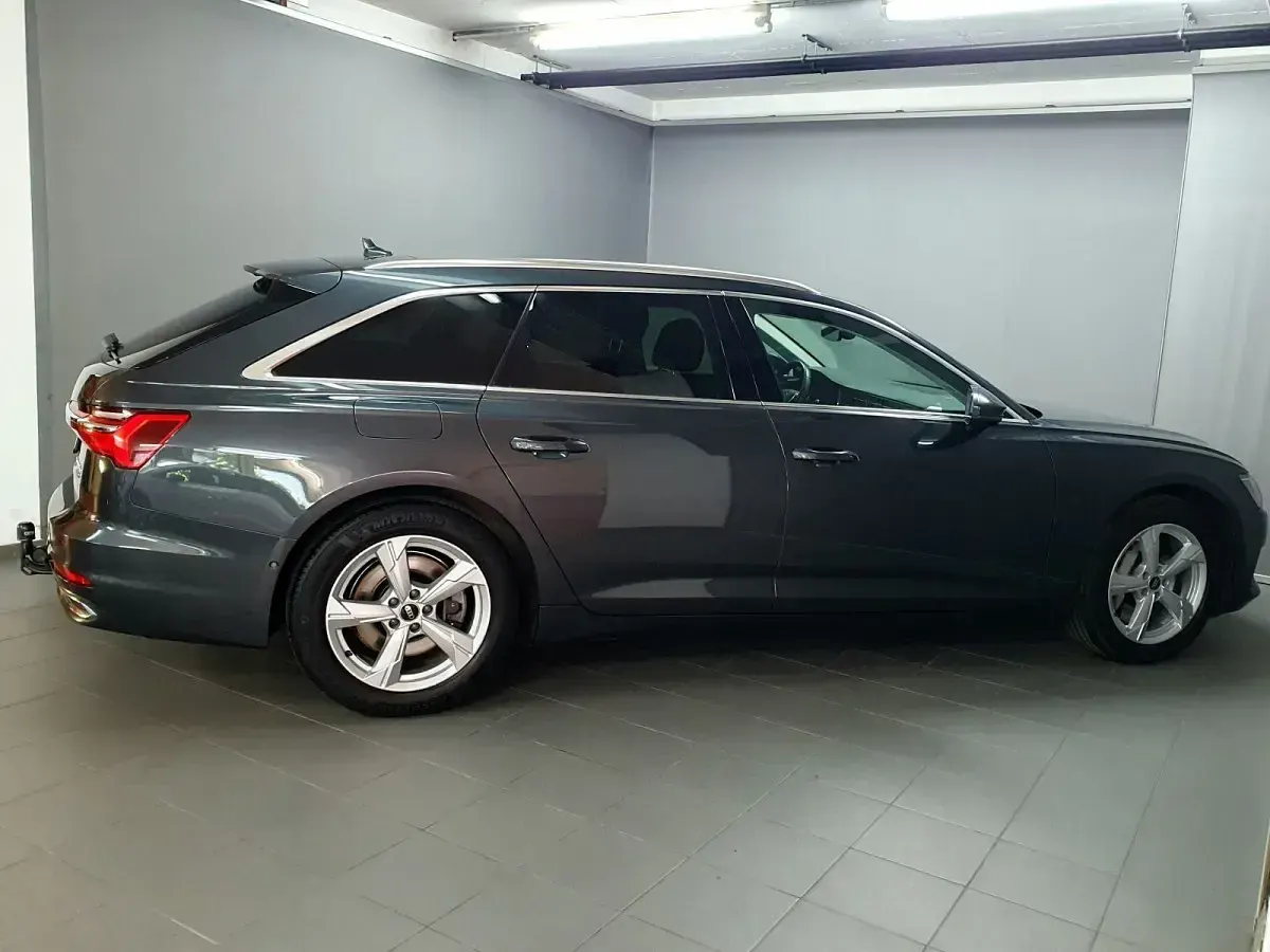 Gebraucht Audi A6 Sport 299 PS (219 kW) 2023 H1 manhattangrau metallic (metallic) Kombi