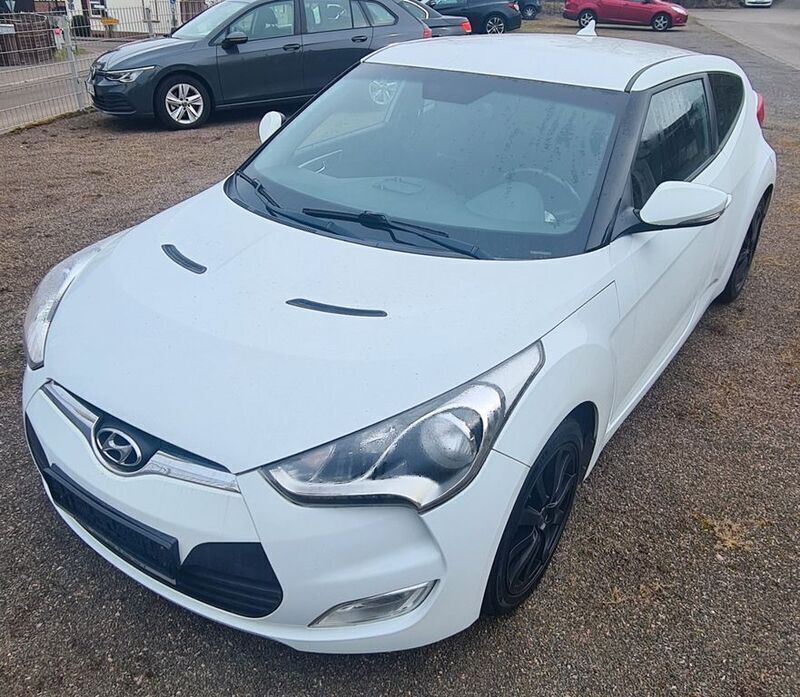 Gebraucht Hyundai Veloster Trend 140 PS (102 kW) 2012 Weiß Kleinwagen